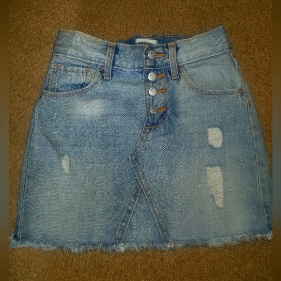 Old Navy Other - 🦄5 items for $15🦄 Jean skirt